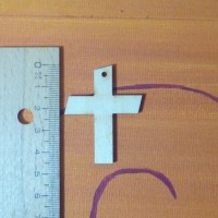 Einfaches Kreuz mit Loch 45mm 